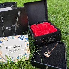 Подарочный набор роз из мыла Best Wishes 9 шт. в черной шкатулке с кулоном-цепочкой Сердце Heart Love